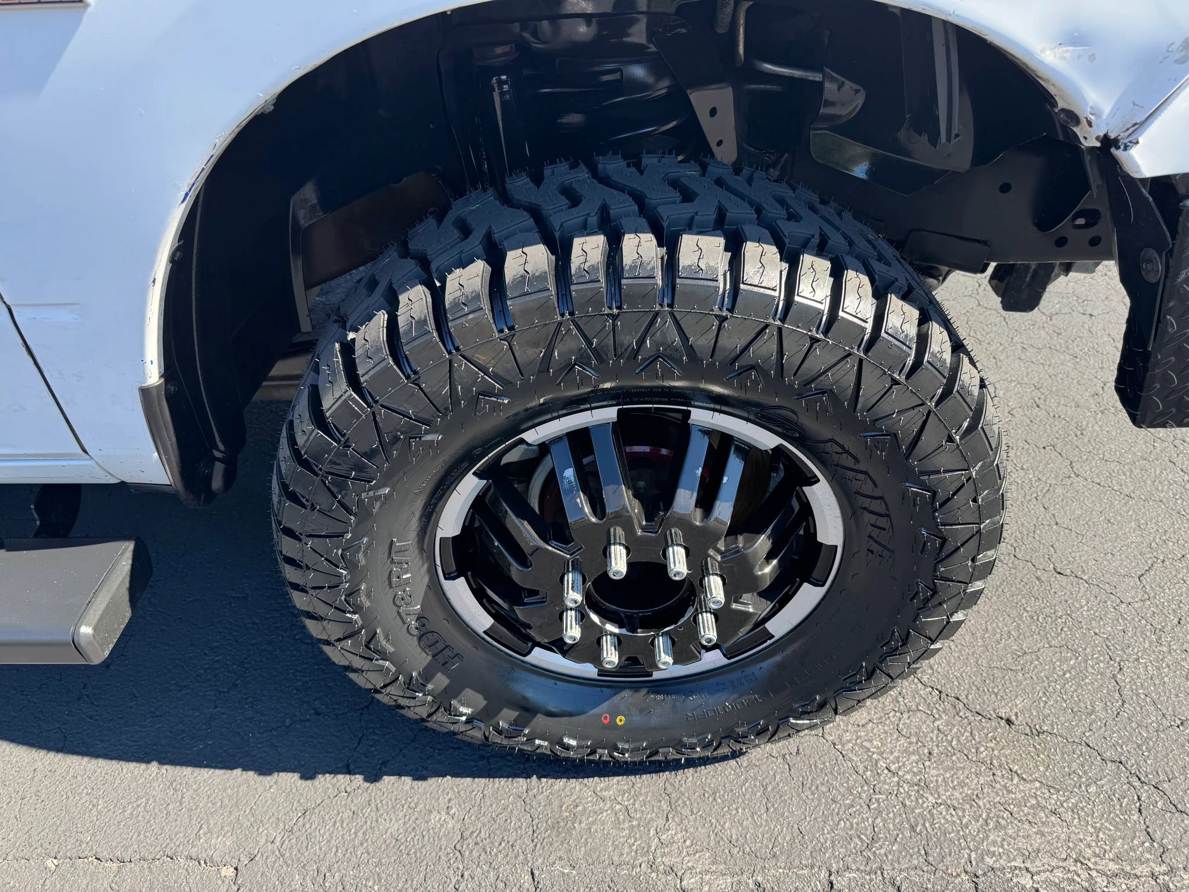 Used 2016 RAM 3500 Tradesman w/ Chrome Appearance Group image 14