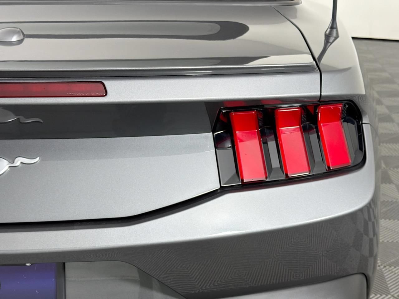 Used 2025 Ford Mustang Premium RWD image 24