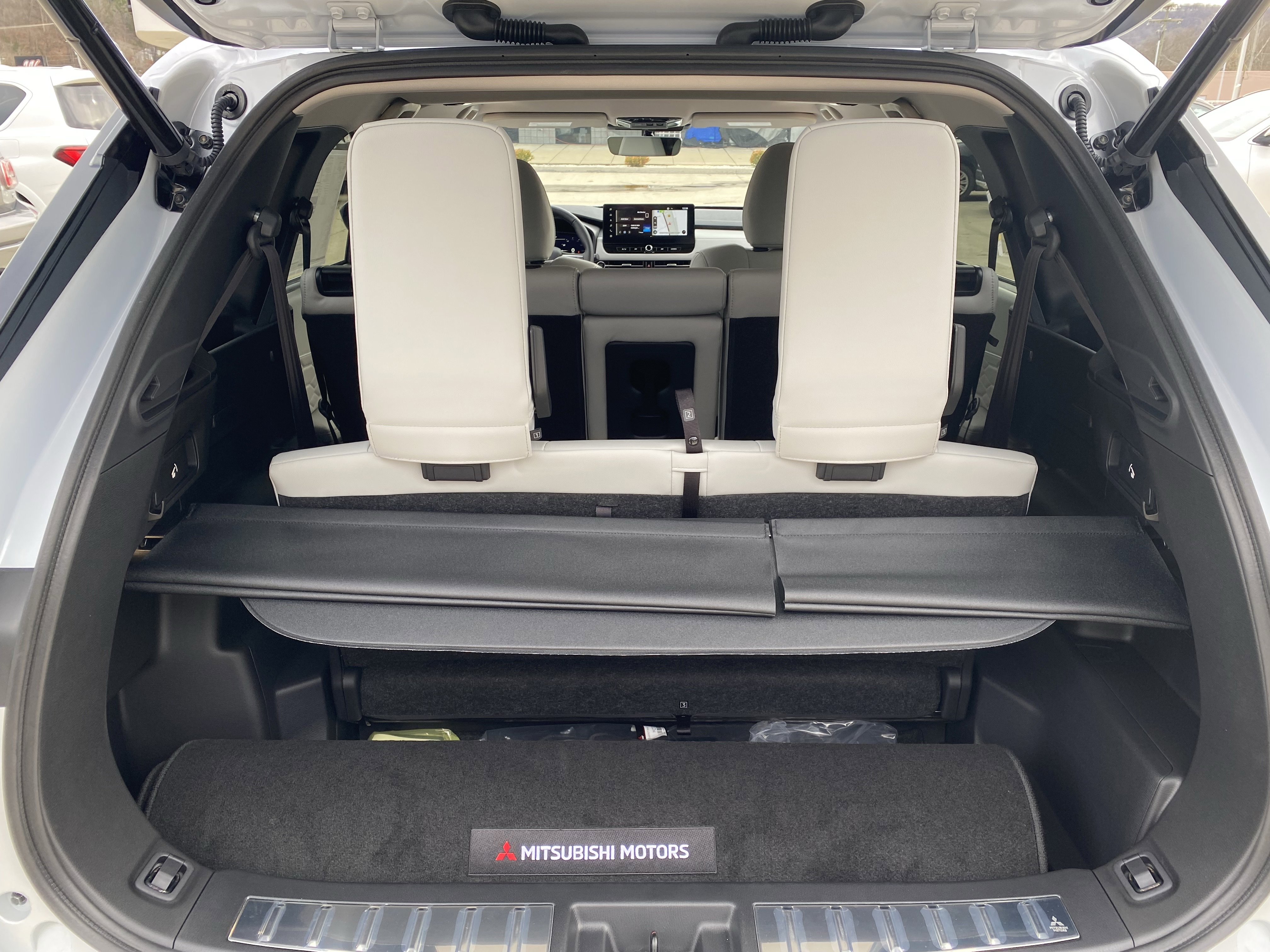 New 2026 Mitsubishi Outlander SEL image 26