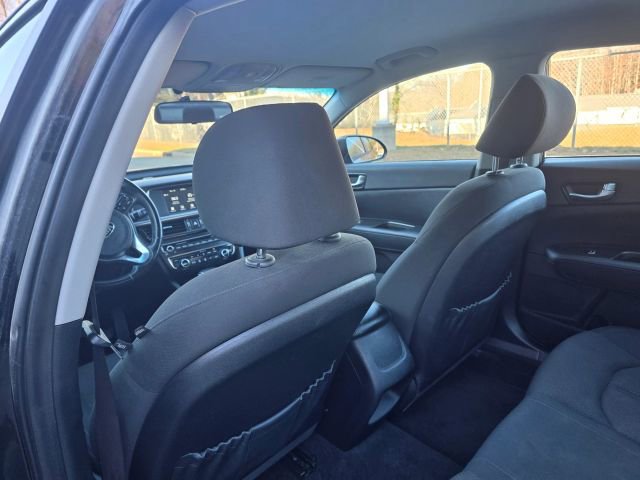 Used 2017 Kia Optima Premium image 16