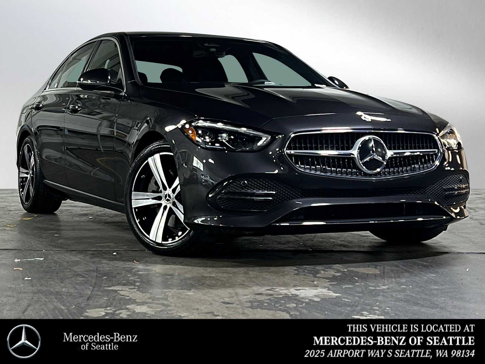 Used 2025 Mercedes-Benz C 300 4MATIC Sedan image 1