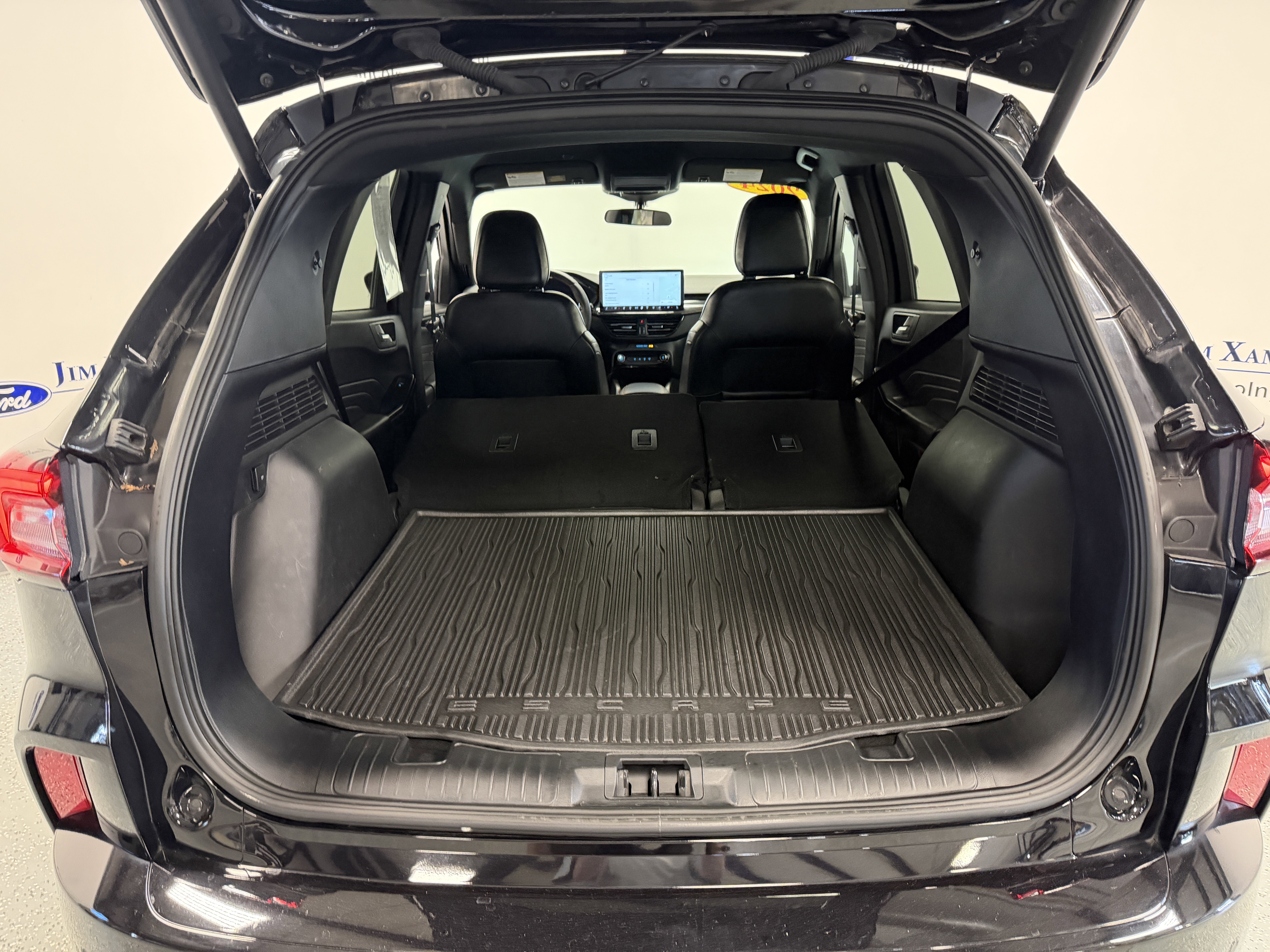 Used 2024 Ford Escape ST-Line w/ Tech Pack #1 AWD/4WD image 25