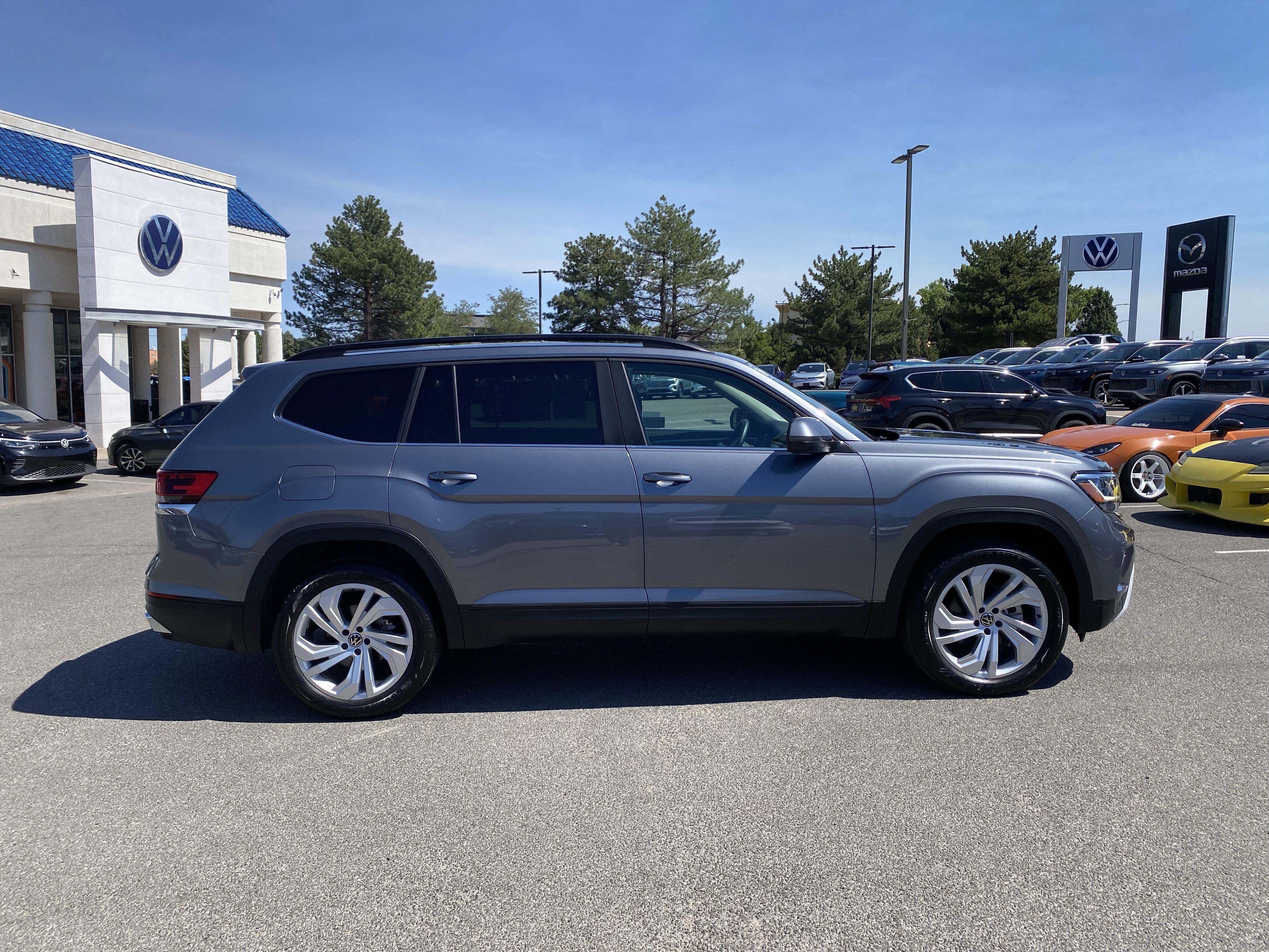 Certified 2023 Volkswagen Atlas SE w/ Panoramic Sunroof Package FWD image 57