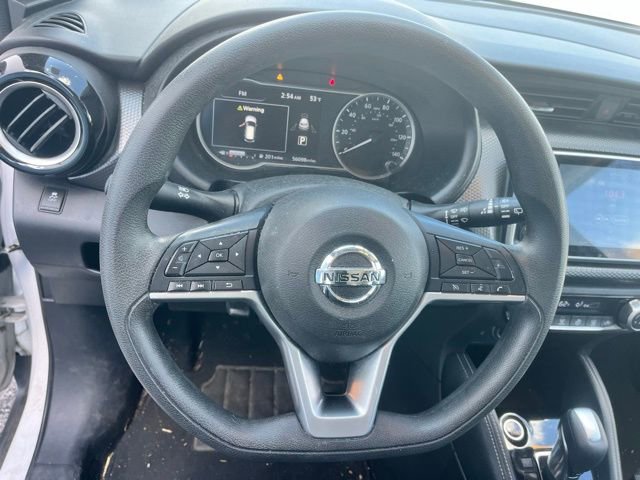 Used 2019 Nissan Kicks SV image 15