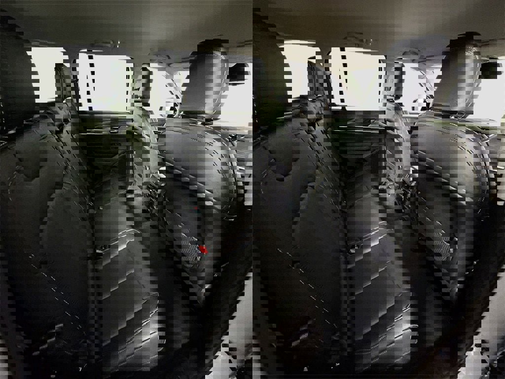 Used 2024 Jeep Grand Cherokee Limited image 20