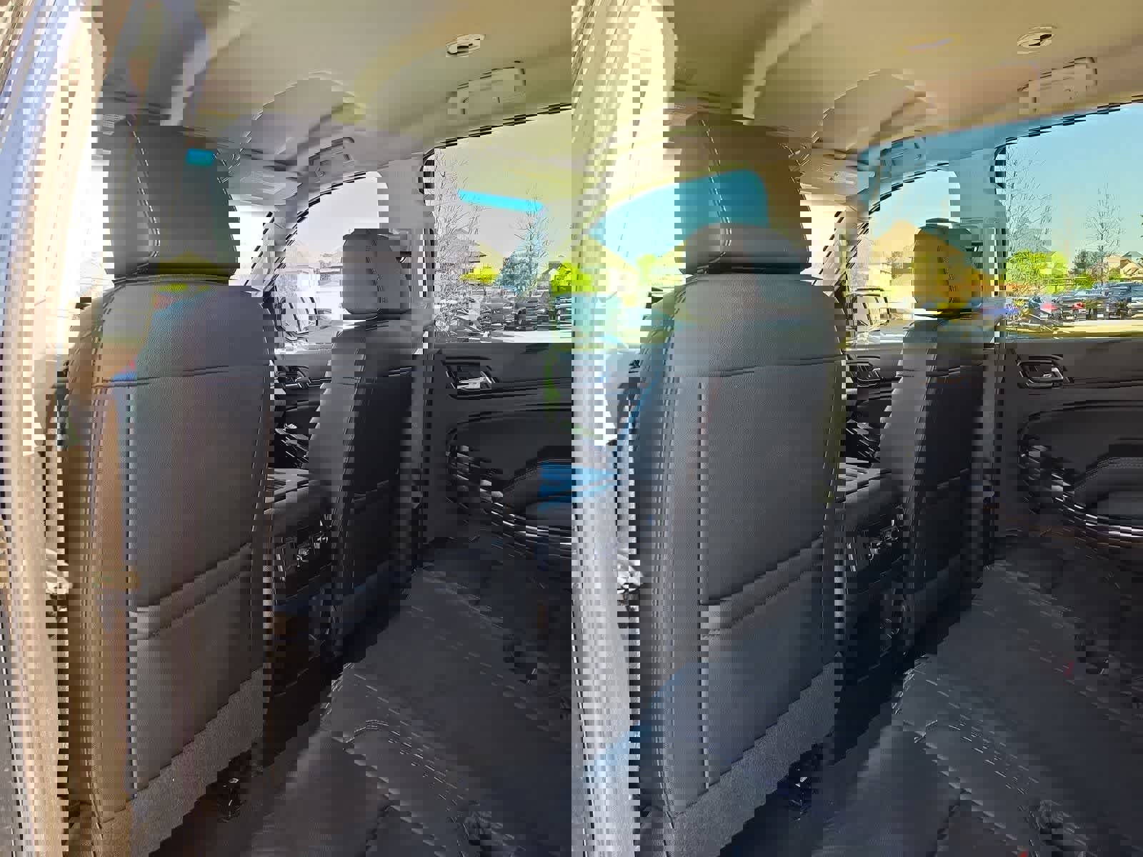 Used 2019 Chevrolet Tahoe LT image 16