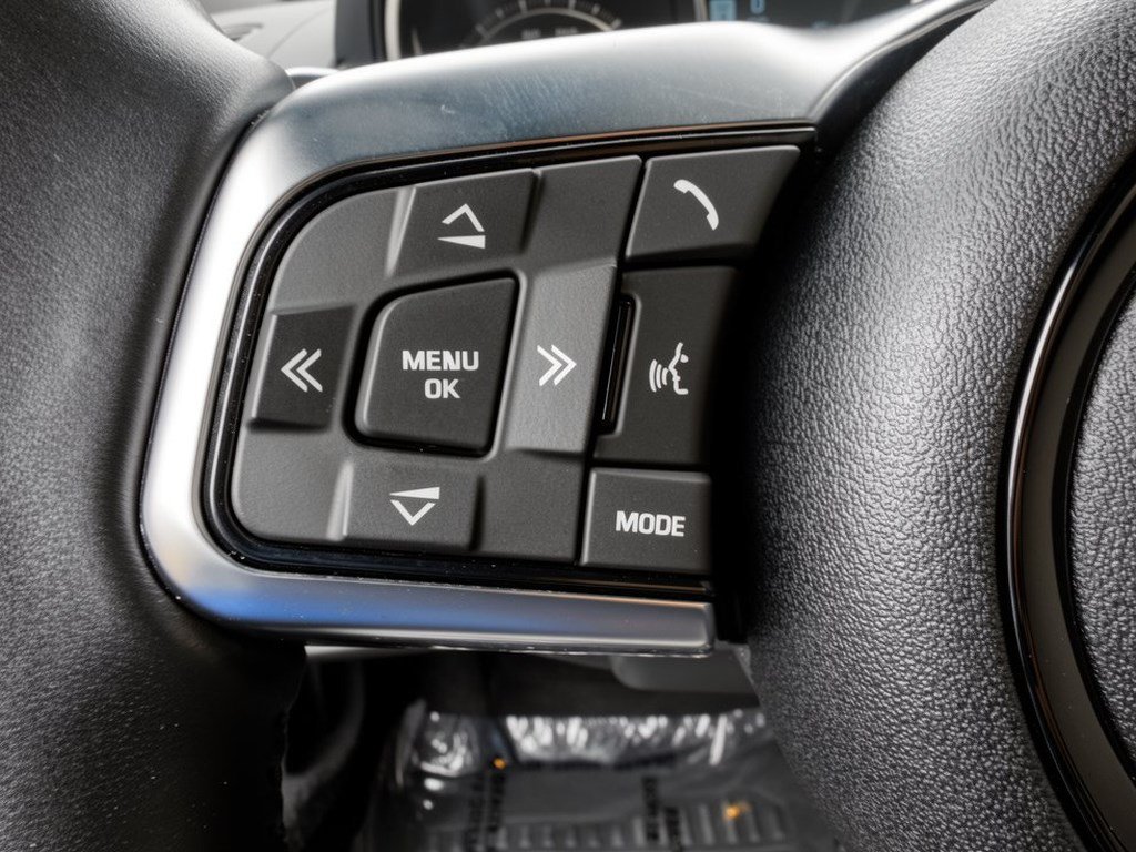 Used 2020 Jaguar F-TYPE Coupe RWD image 17