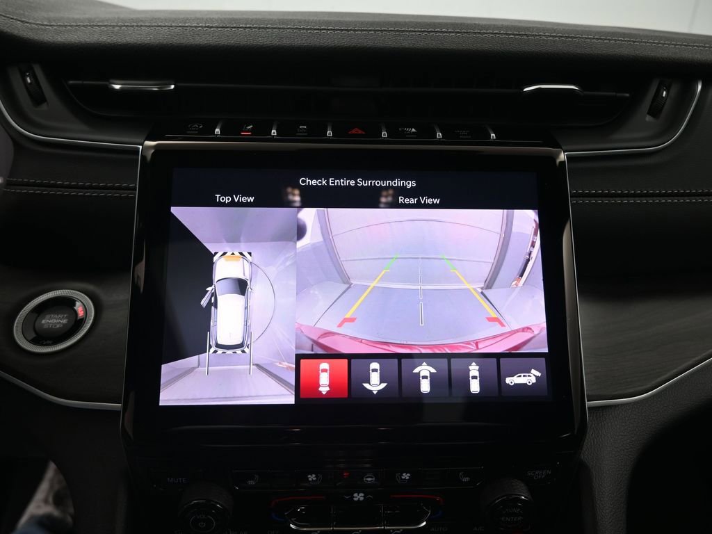 New 2025 Jeep Grand Cherokee L Limited w/ Luxury Tech Group II RWD image 7