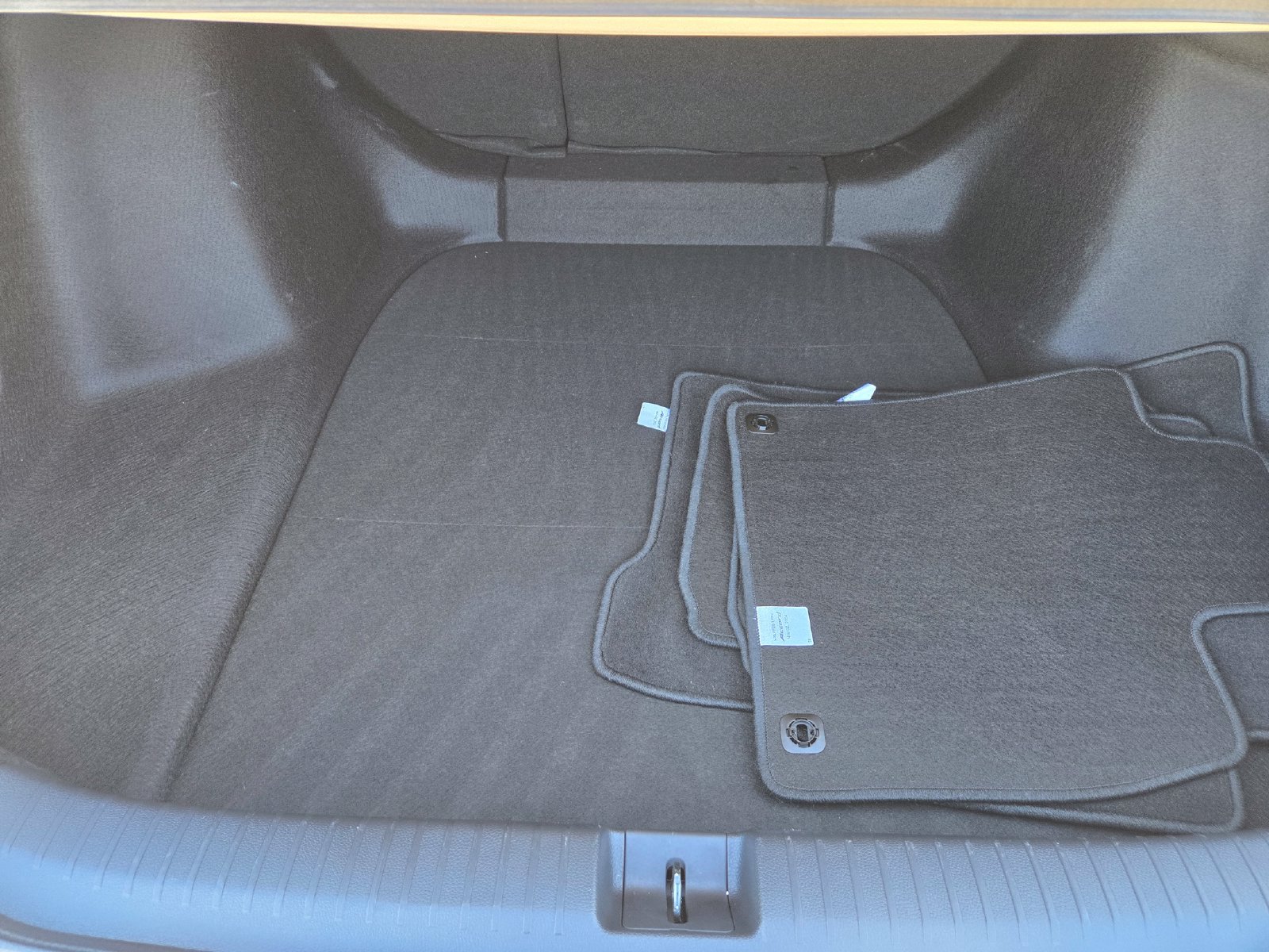 Used 2025 Honda Accord Sport-L image 28