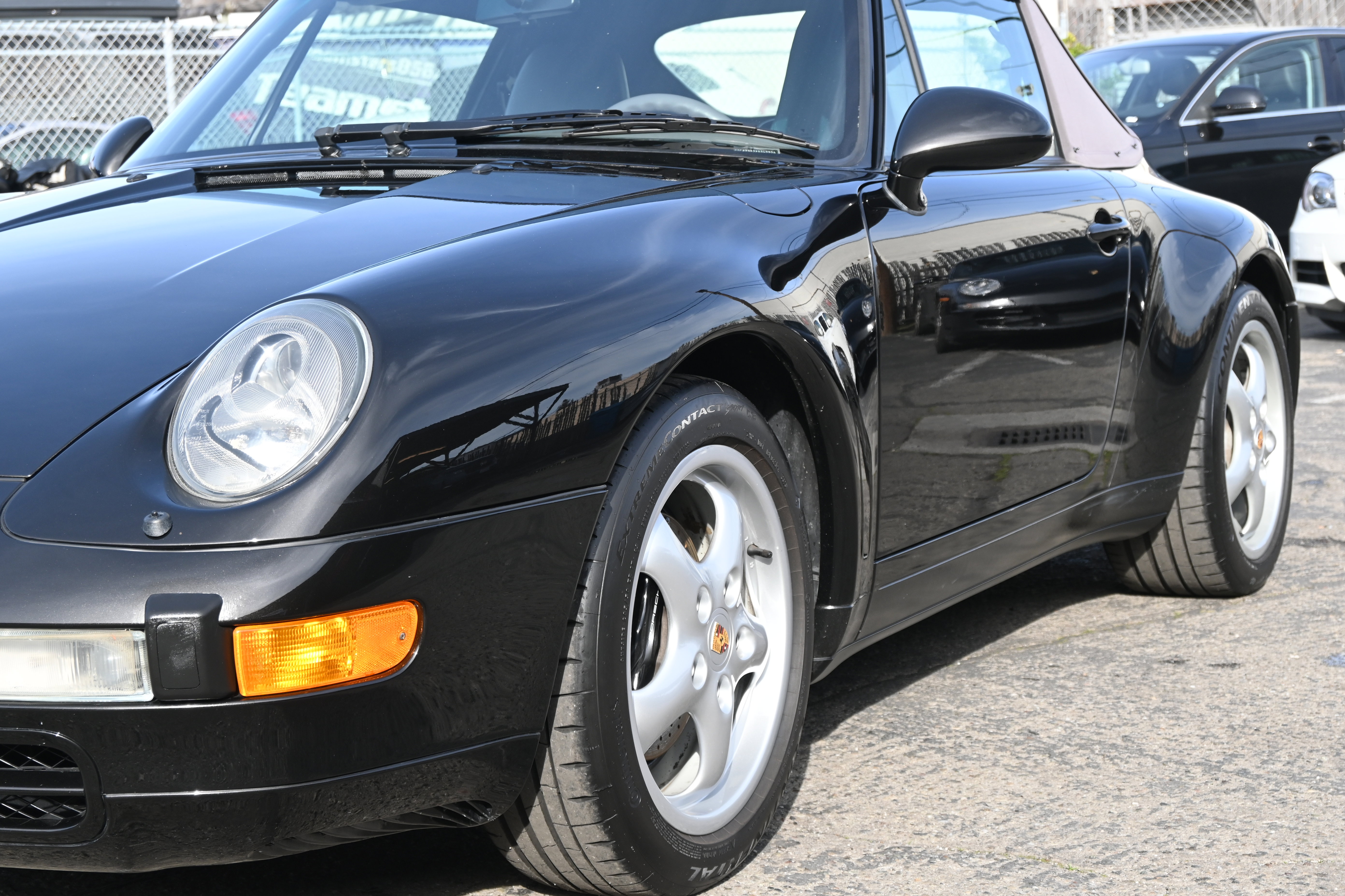 Used 1997 Porsche 911 Carrera 4 image 9