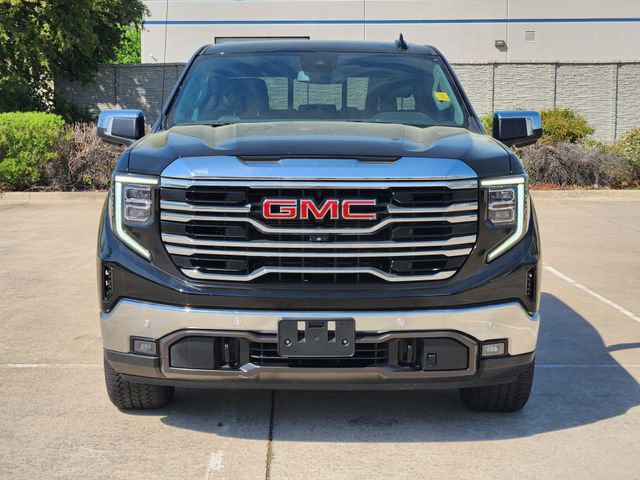 Used 2022 GMC Sierra 1500 SLT image 2