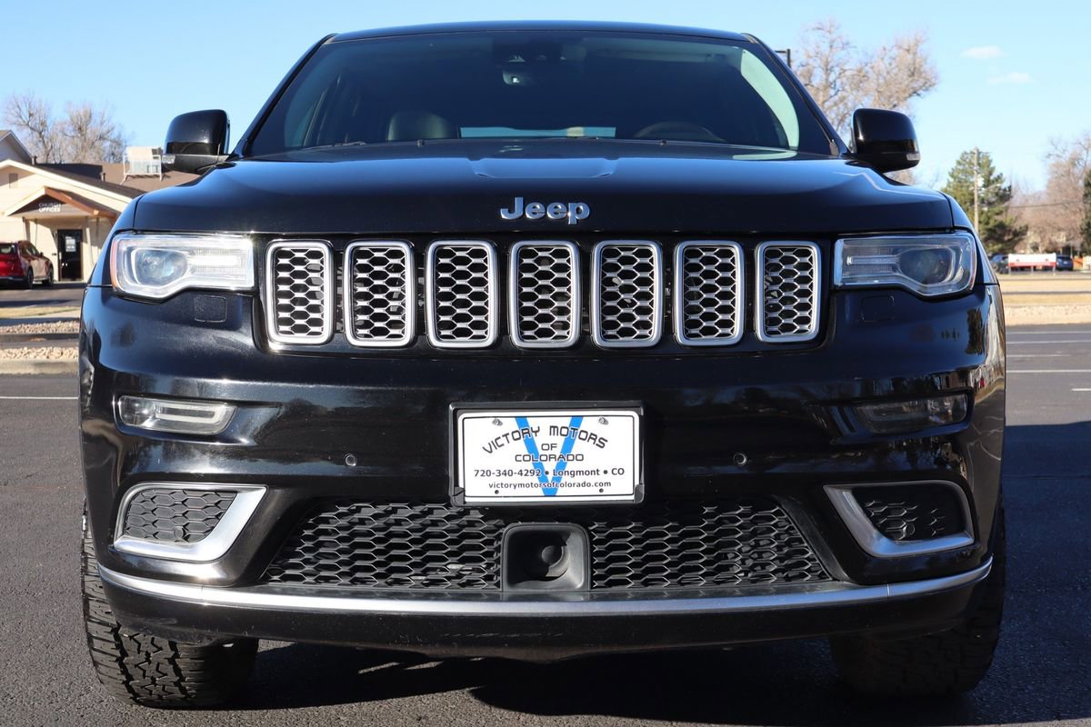 Used 2018 Jeep Grand Cherokee Summit w/ Platinum Series Group AWD/4WD image 13