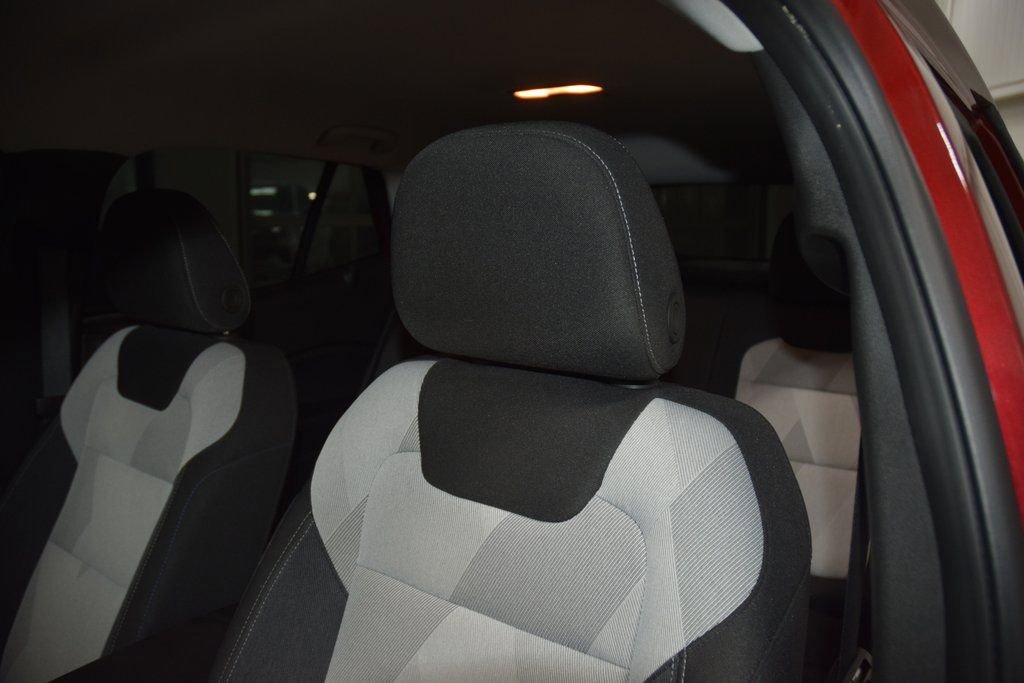 Certified 2024 Chevrolet Trax LS w/ Driver Confidence Package image 34