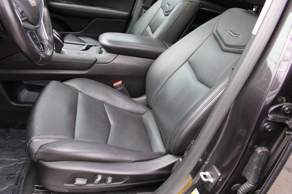 Used 2018 Cadillac XT5 Luxury w/ Driver Awareness Package image 12