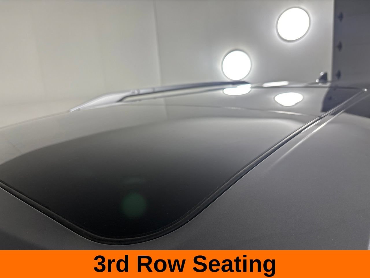 Used 2025 Nissan Pathfinder Platinum FWD image 10