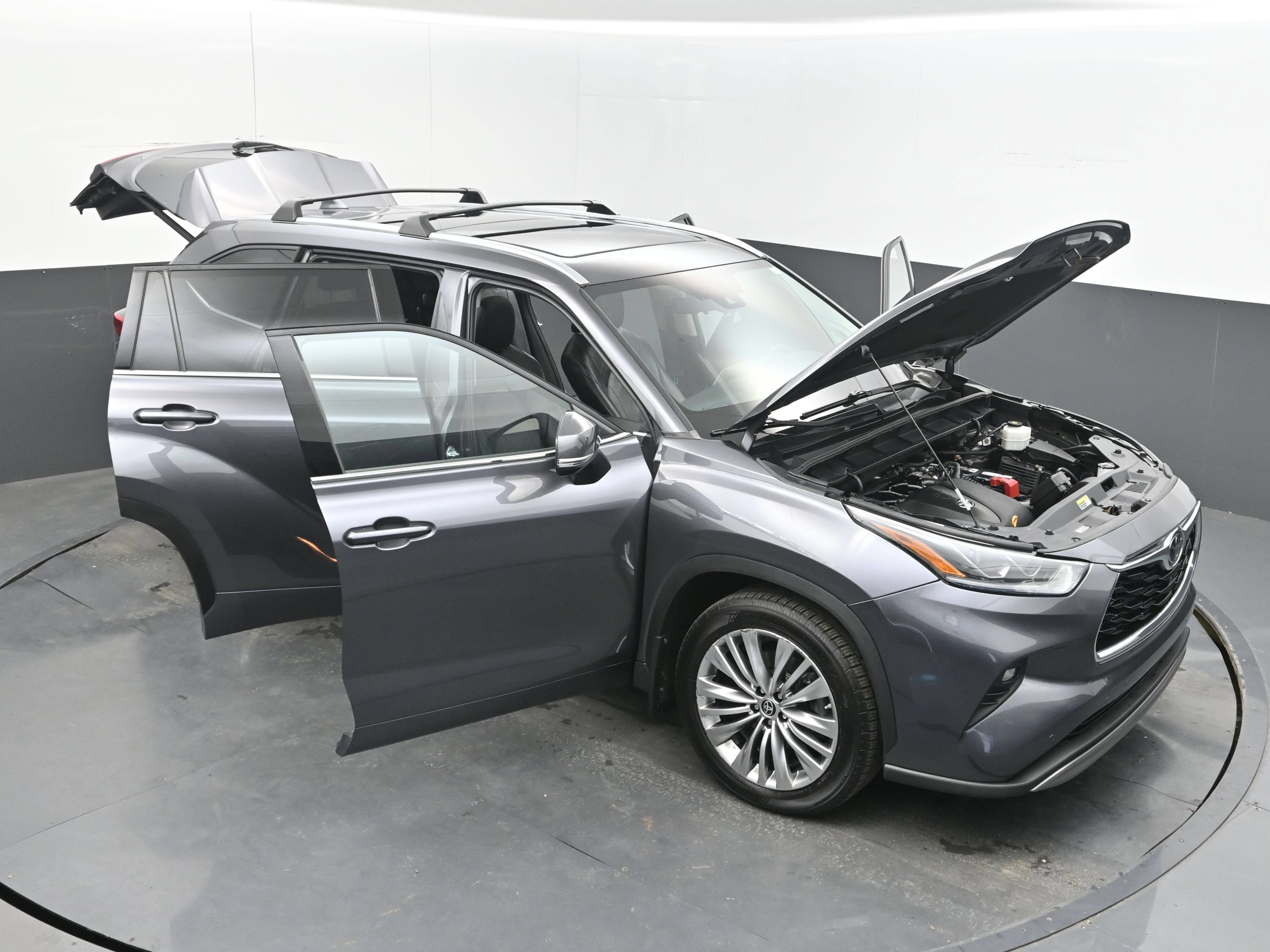 Used 2022 Toyota Highlander Platinum AWD/4WD image 37