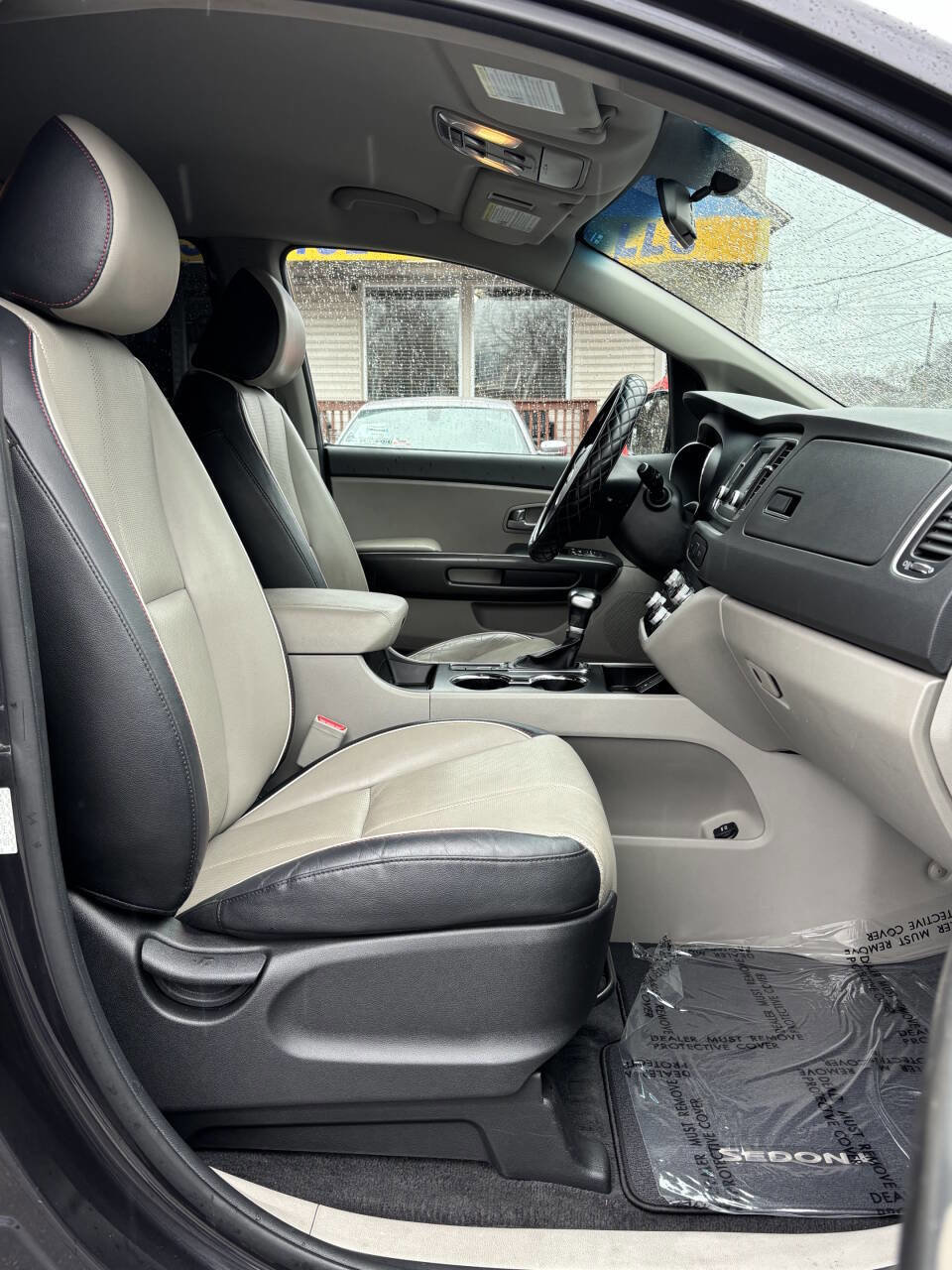 Used 2020 Kia Sedona EX image 20