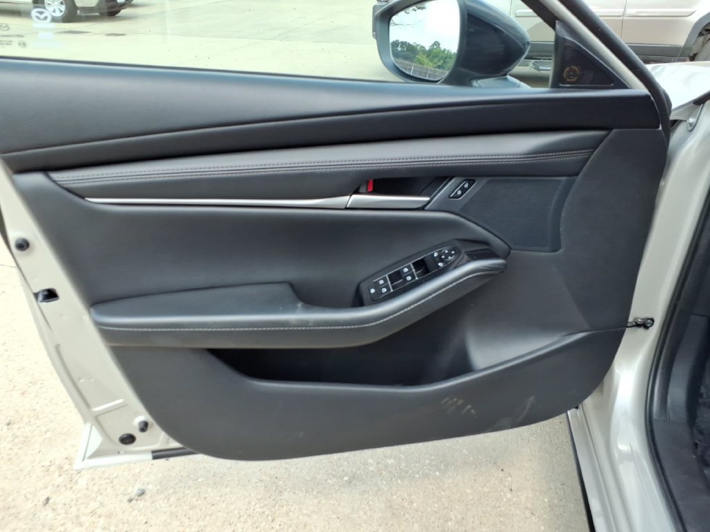 Used 2025 MAZDA MAZDA3 s FWD image 23