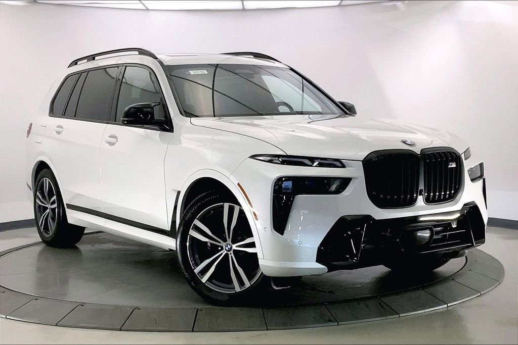 New 2026 BMW X7 M60i image 1