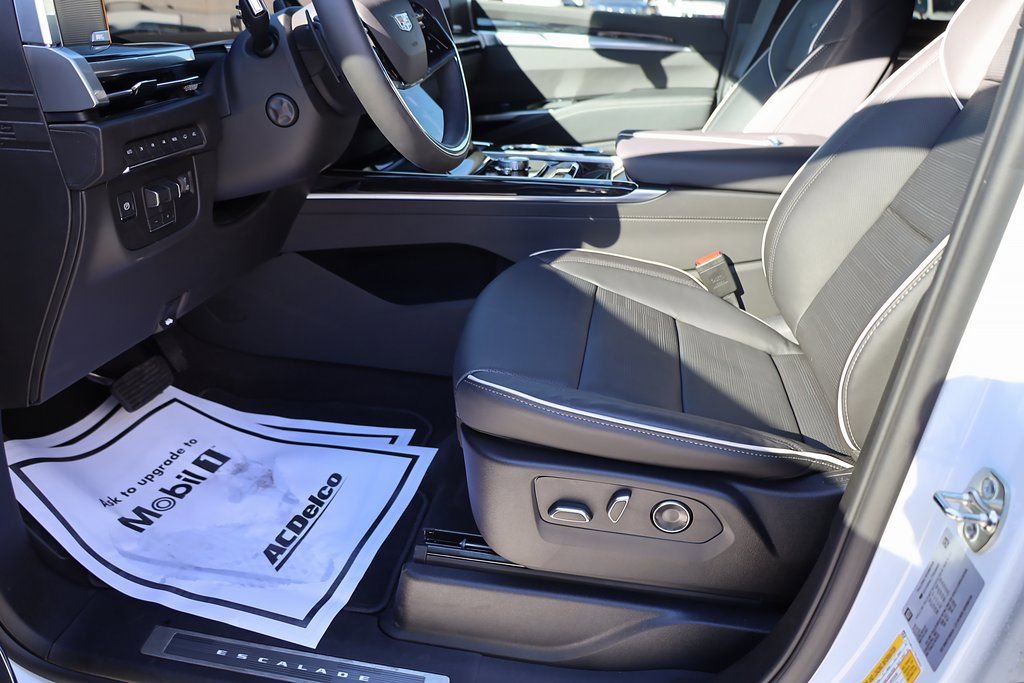 Used 2026 Cadillac Escalade Sport w/ Touring Package image 11