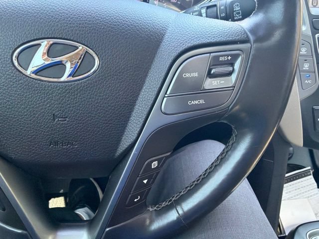 Used 2017 Hyundai Santa Fe Limited FWD image 21