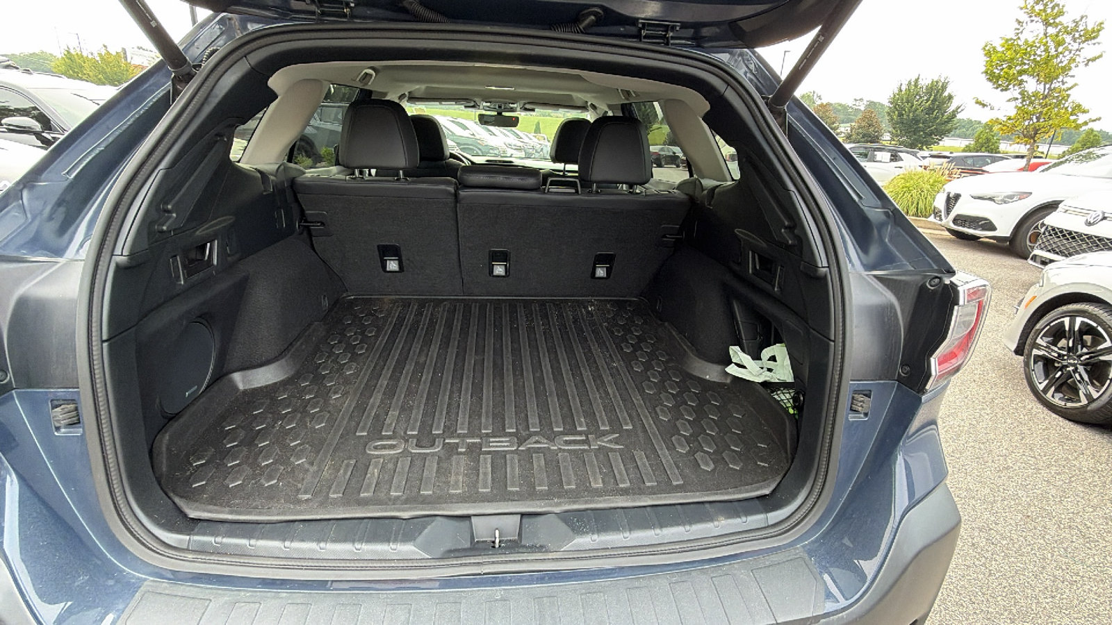 Used 2024 Subaru Outback Limited AWD/4WD image 13