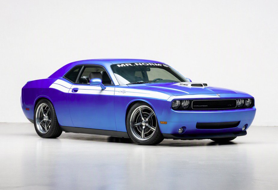 Used 2010 Dodge Challenger SRT8 w/ SRT Option Group II RWD image 10