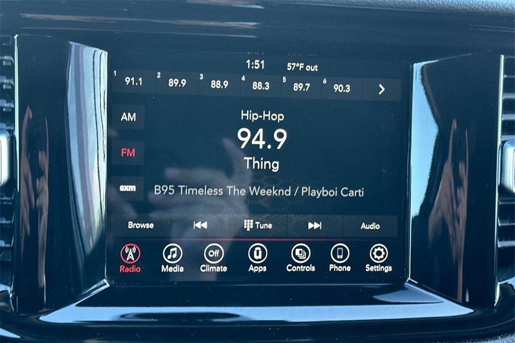 Used 2021 Dodge Durango SXT w/ 3rd Row Seating Group image 23