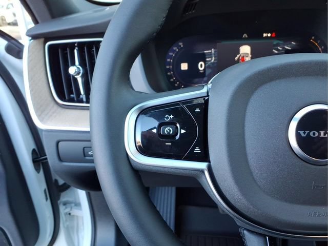 New 2026 Volvo XC60 B5 Plus w/ Protection Package Premier AWD/4WD image 19