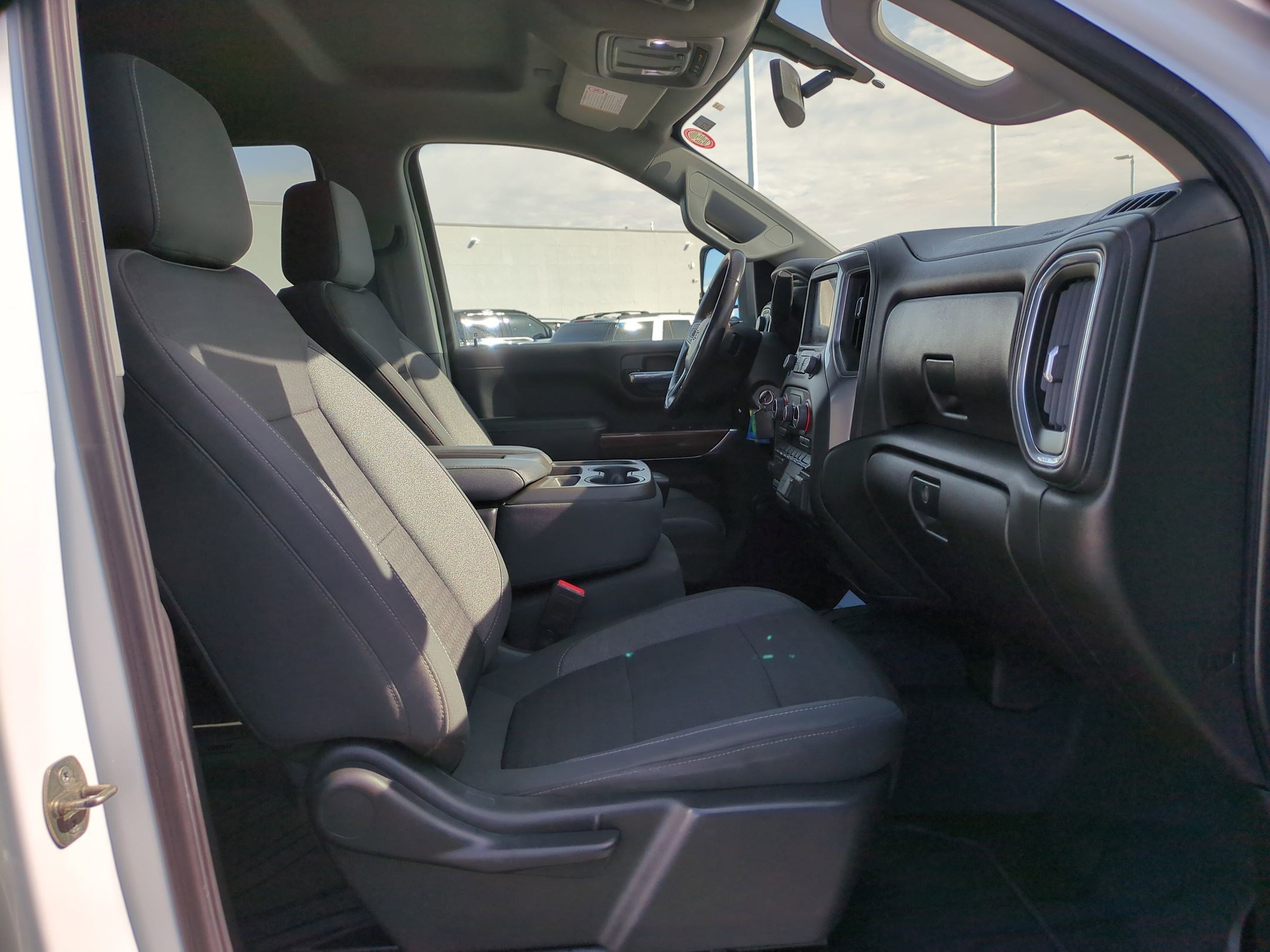 Used 2022 Chevrolet Silverado 2500 LT w/ Fleet Comfort Package image 29