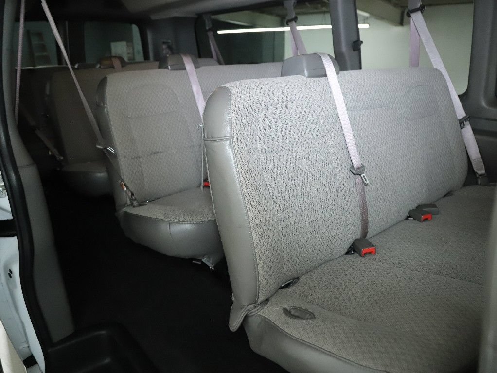 Used 2025 Chevrolet Express 3500 LT w/ LT Preferred Equipment Group RWD image 30