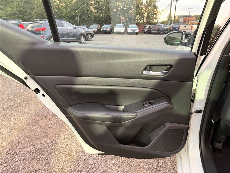 Used 2019 Nissan Altima 2.5 SV image 13