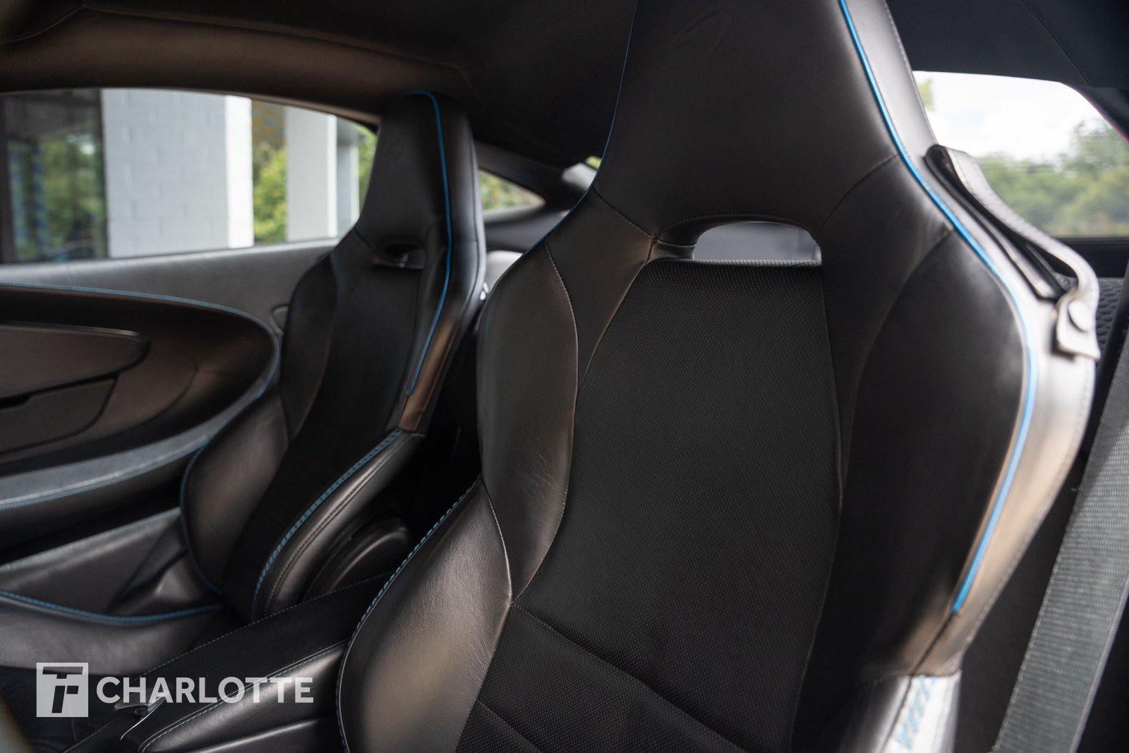 Used 2021 McLaren GT RWD image 5