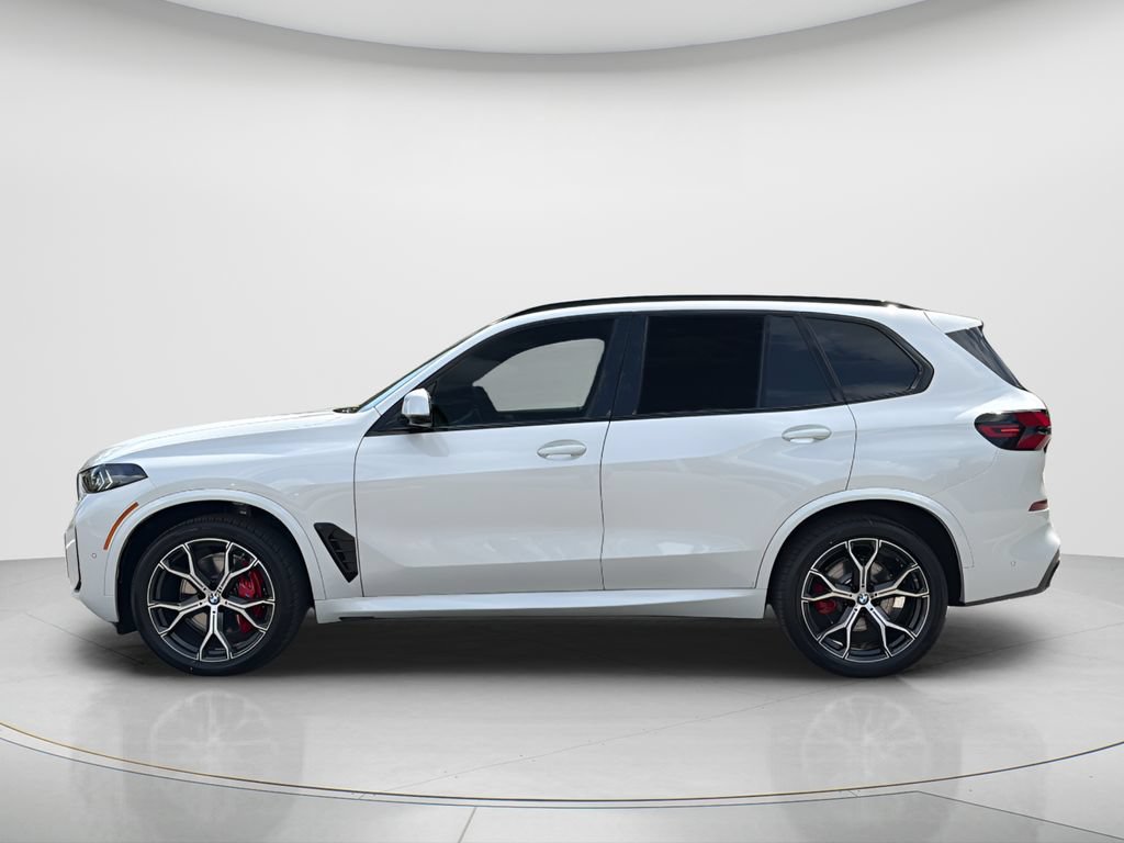 New 2026 BMW X5 xDrive40i w/ M Sport Package AWD/4WD image 2