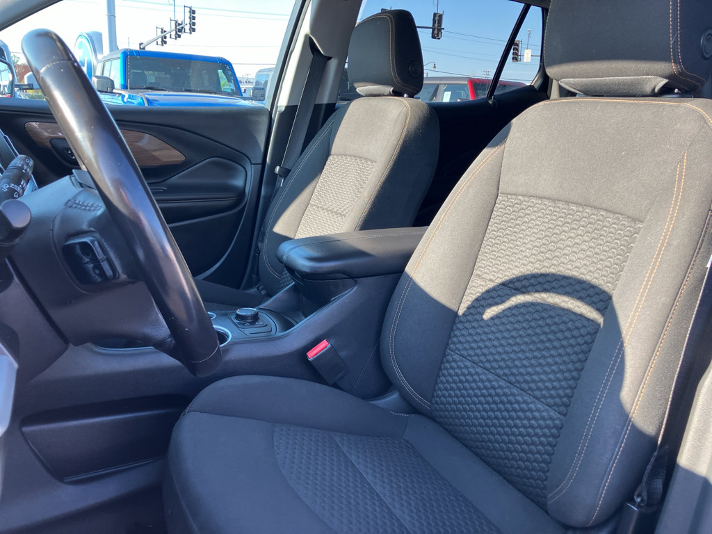 Used 2021 GMC Terrain SLE w/ Elevation Edition FWD image 27