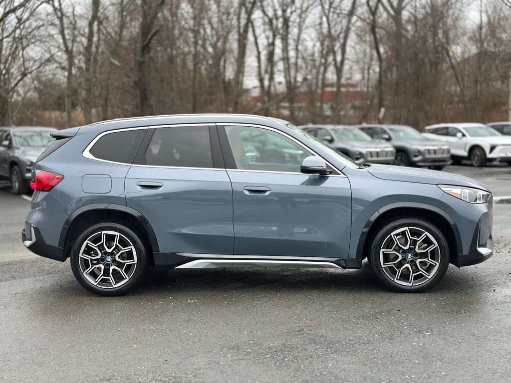 Certified 2025 BMW X1 xDrive28i w/ Technology Package image 7