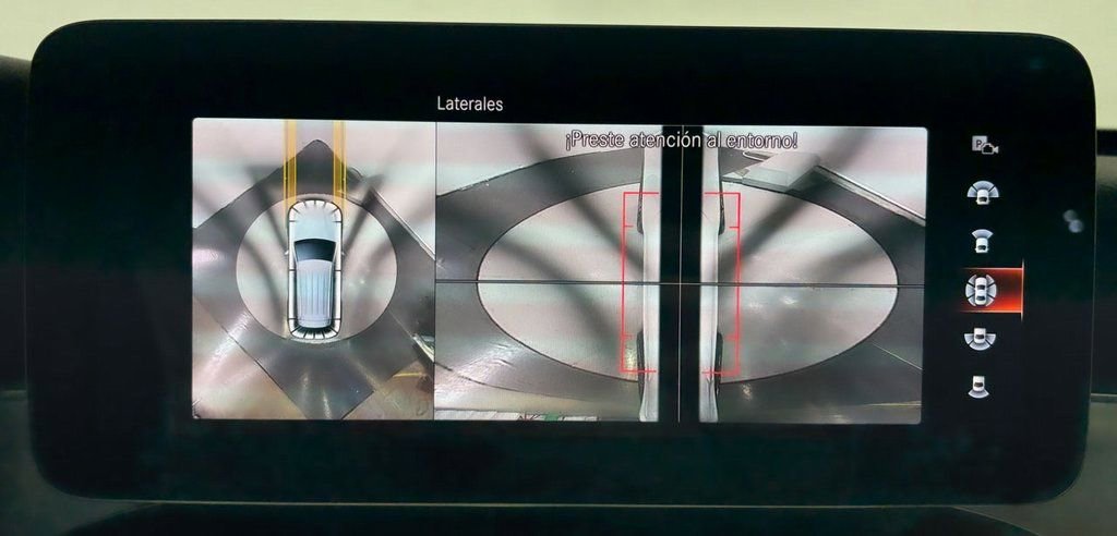 Certified 2022 Mercedes-Benz GLC 300 4MATIC w/ AMG Line image 19