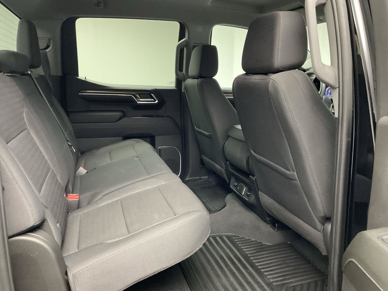 Certified 2024 Chevrolet Silverado 1500 LT AWD/4WD image 27