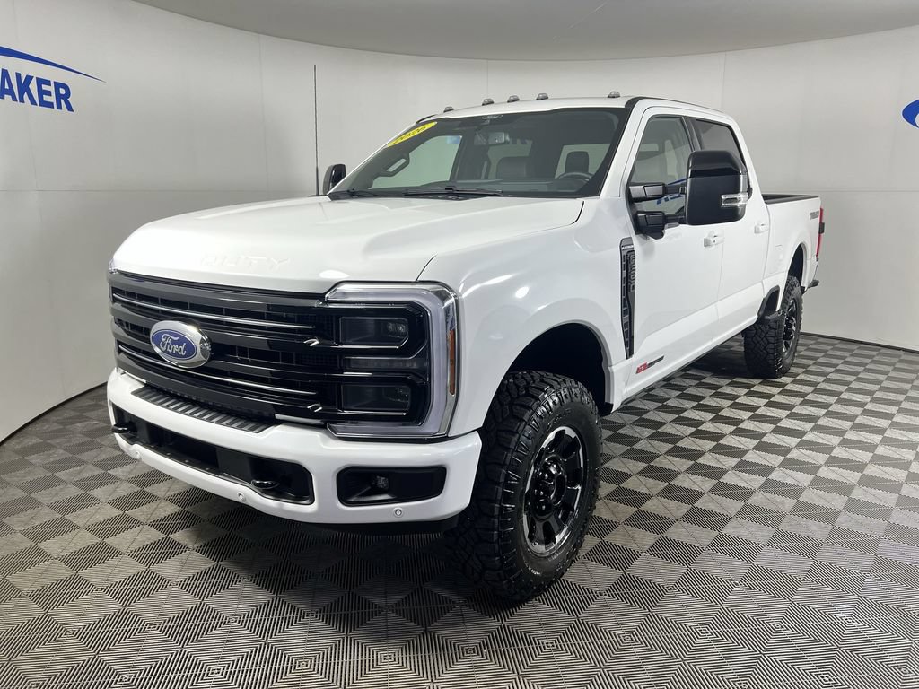 Used 2026 Ford F350 Platinum w/ Tremor Off-Road Package AWD/4WD image 1