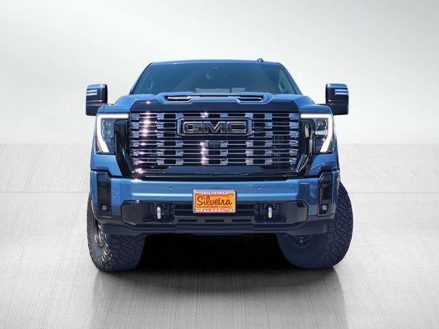 New 2026 GMC Sierra 3500 Denali Ultimate AWD/4WD image 2