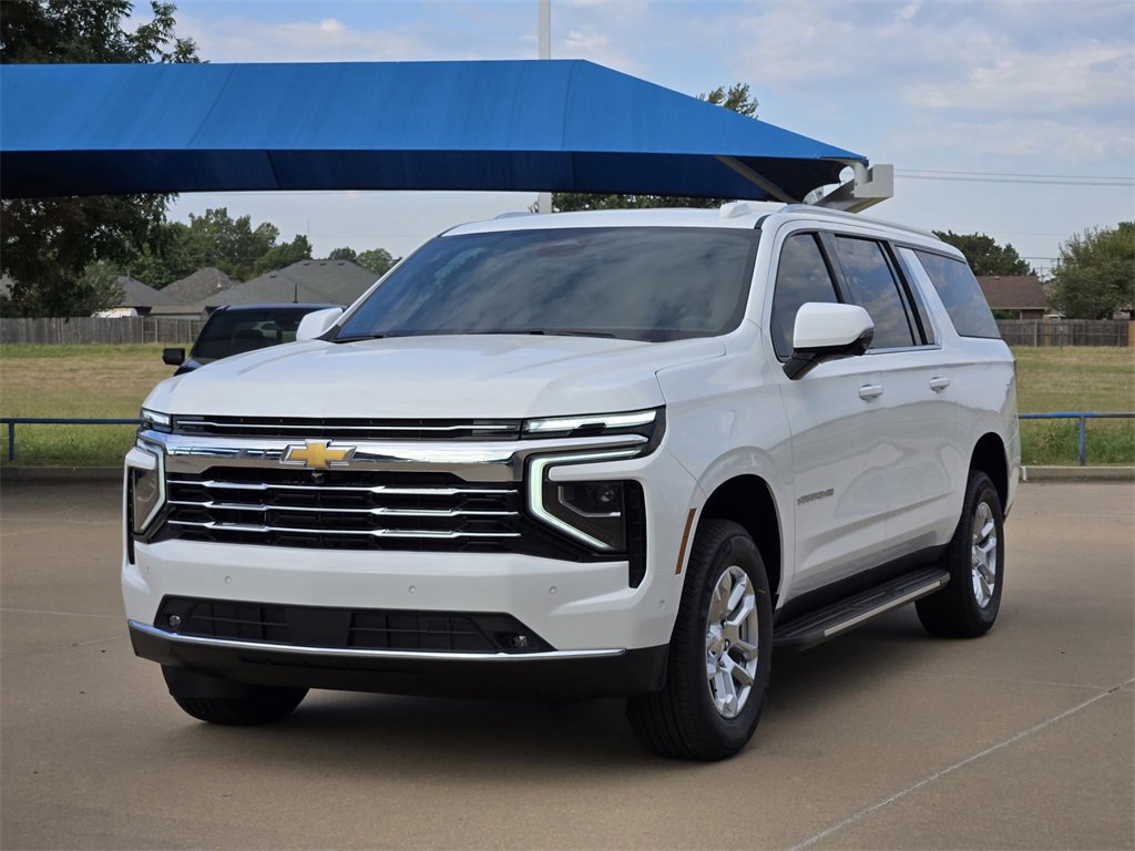 New 2026 Chevrolet Suburban LT w/ Comfort Package image 2