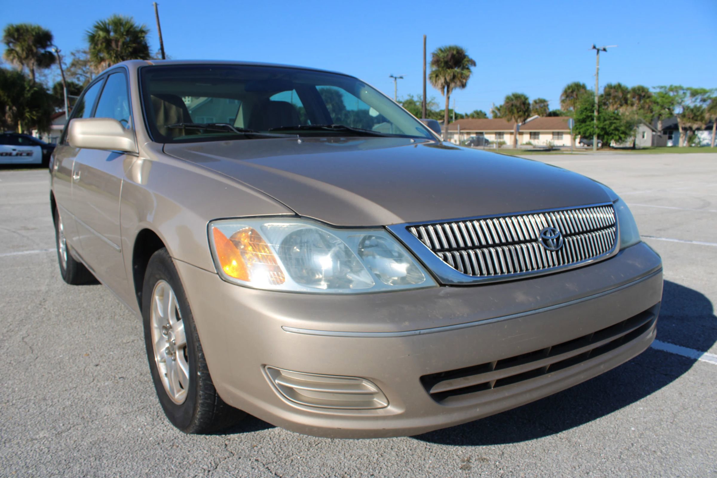 Used 2001 Toyota Avalon XL image 14