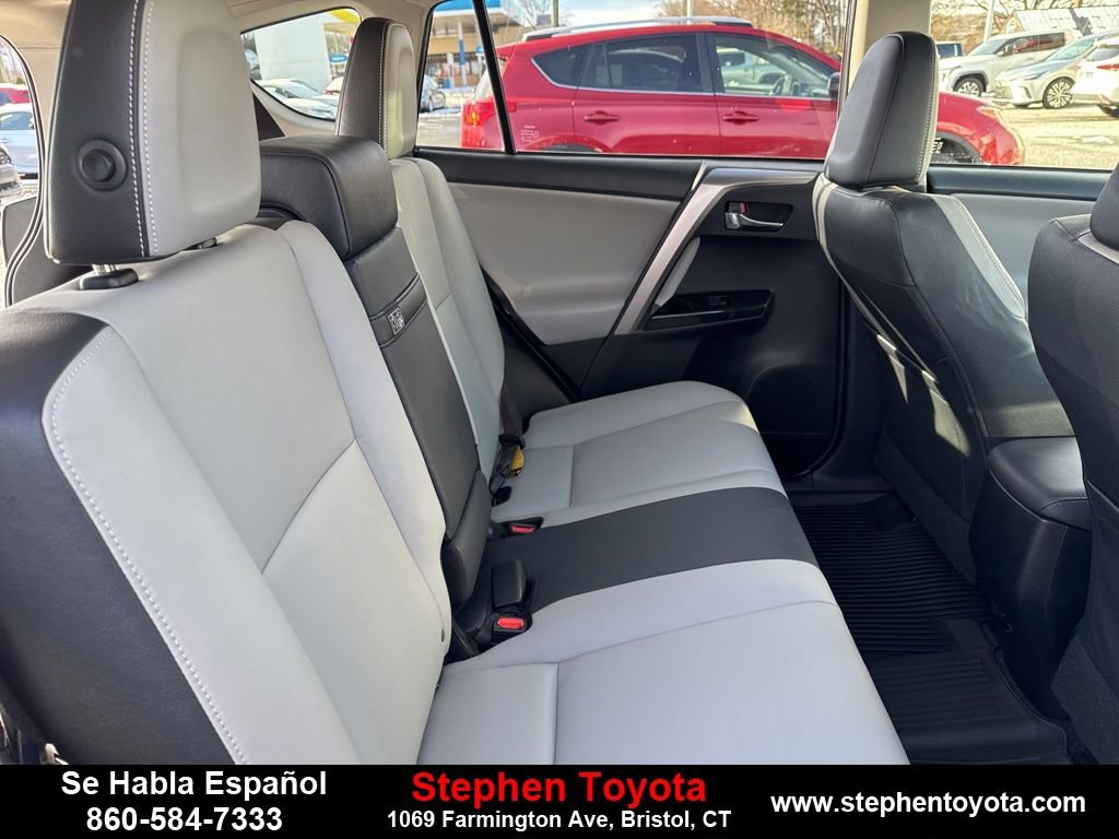 Used 2018 Toyota RAV4 Limited image 26