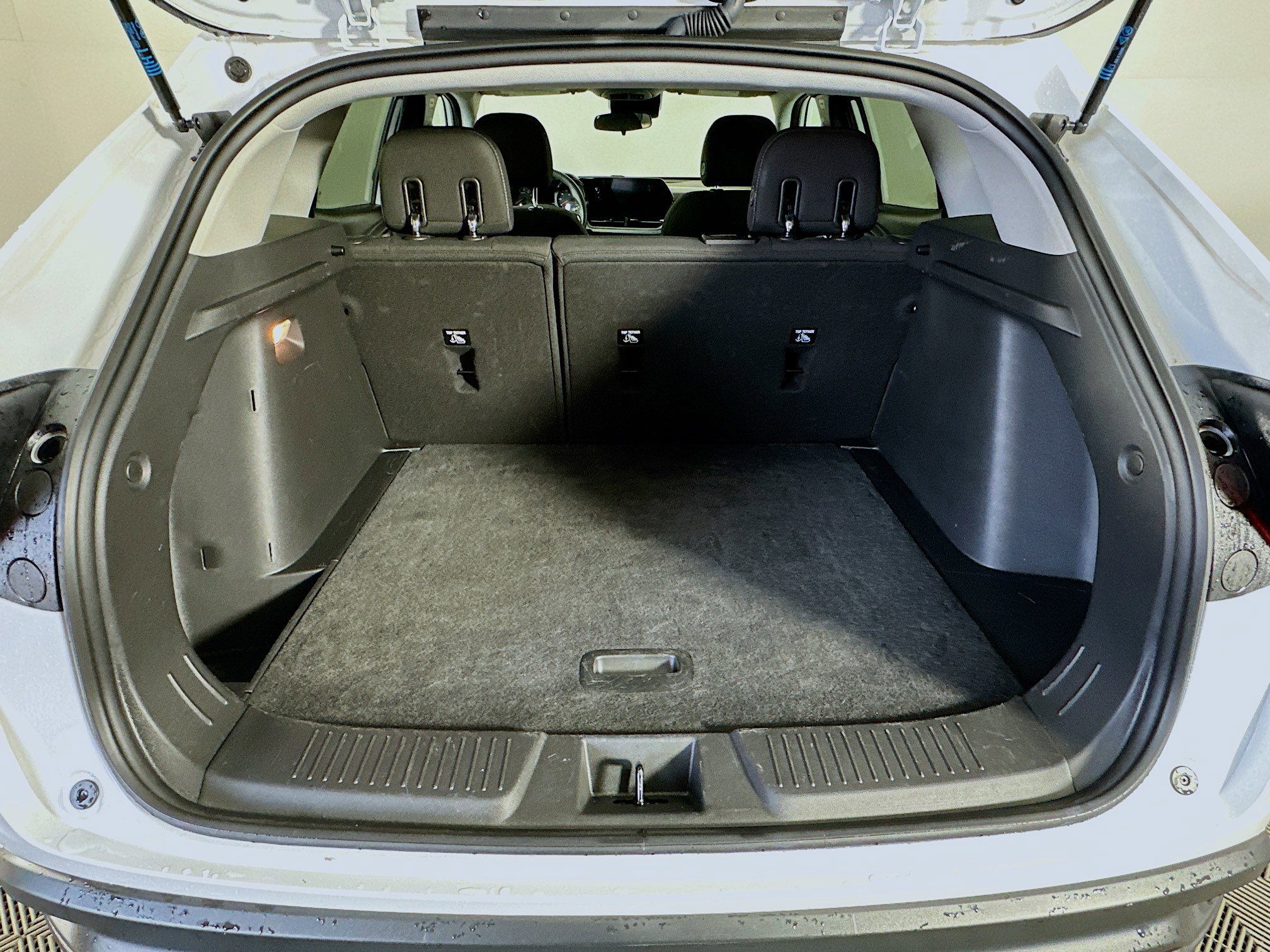 Used 2025 Chevrolet Trax LS image 27