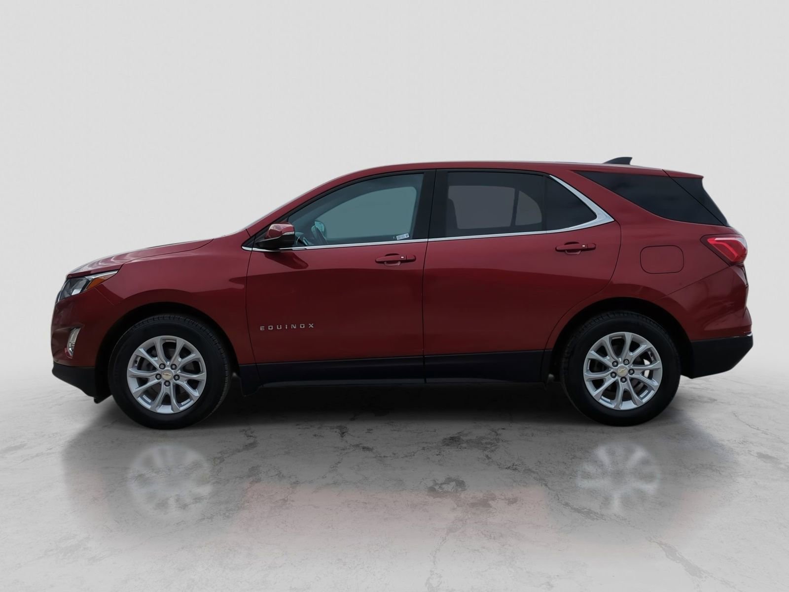 Used 2019 Chevrolet Equinox LT w/ Driver Convenience Package image 3