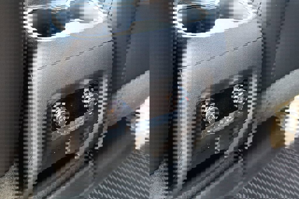 New 2026 Buick Enclave Avenir image 16