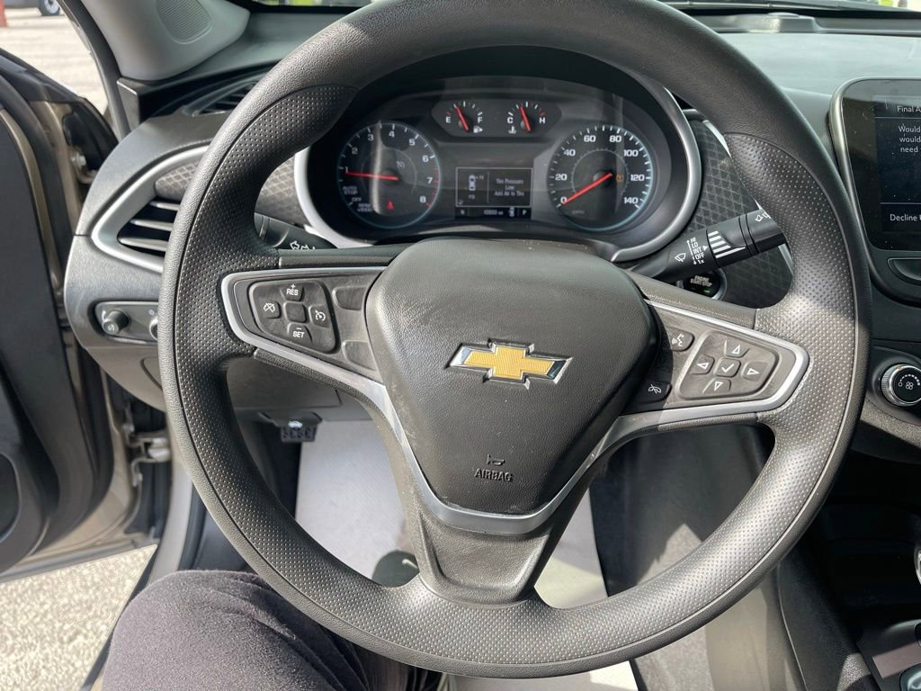 Used 2022 Chevrolet Malibu LS w/ LPO, Floor Liner Package FWD image 10