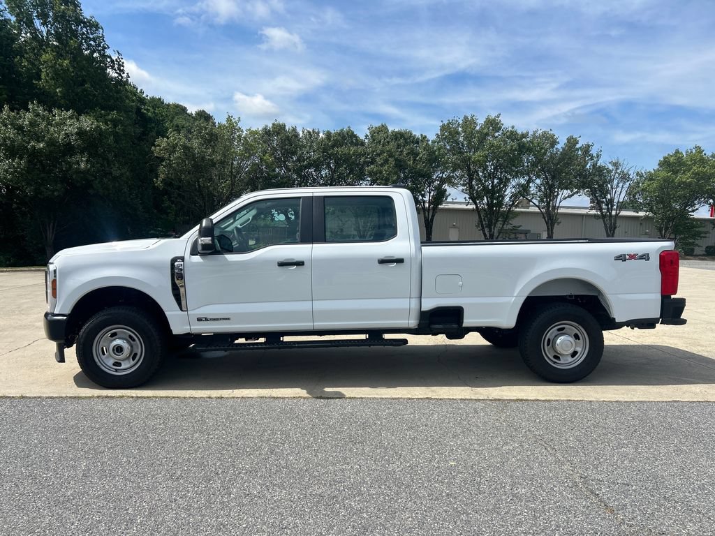 Used 2025 Ford F350 XL w/ Snow Plow Prep Package AWD/4WD image 2
