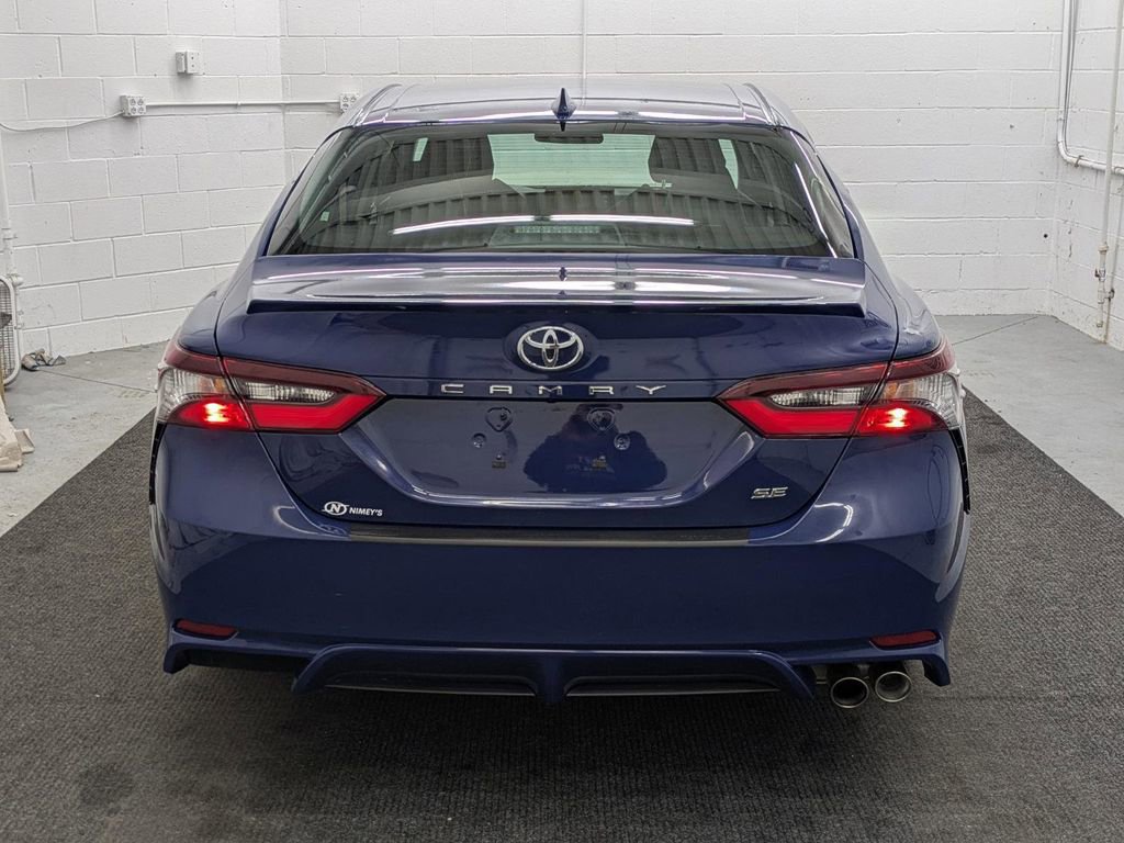 Used 2023 Toyota Camry SE image 16