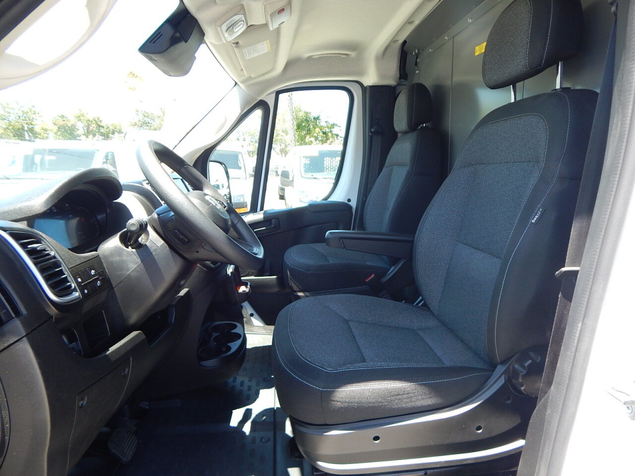 Used 2025 RAM ProMaster 1500 w/ Quick Order Package 22G SLT FWD image 18